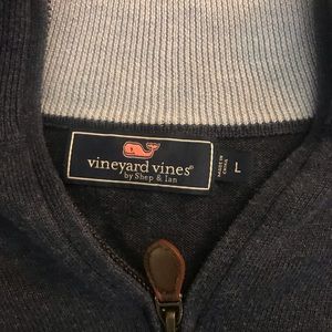 vineyard vines men’s large quarter zip - excellent used condition